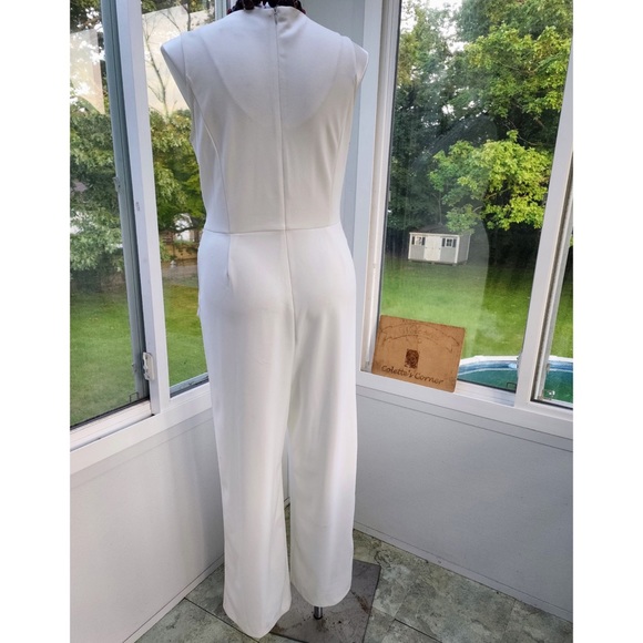 Emma & Michelle White Wide Leg Tie Waist Sleeveless V-Neck Jumpsuit Size 16 - Picture 4 of 16